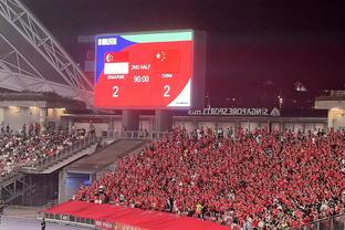 队报关注韩国球迷追星李刚仁：现场观看比赛的球迷65%是女性